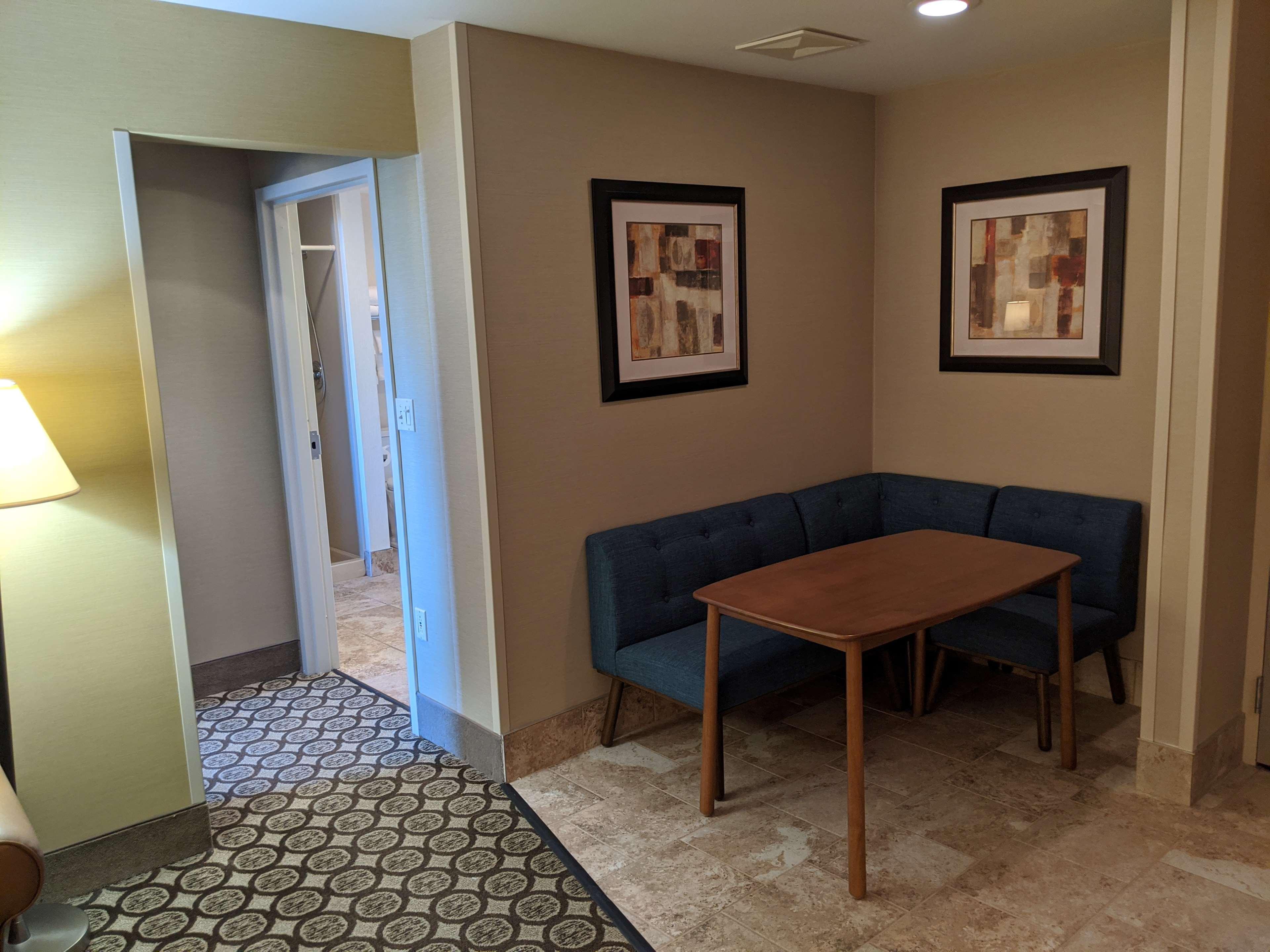 Best Western Plus Inntowner Madison Exteriér fotografie