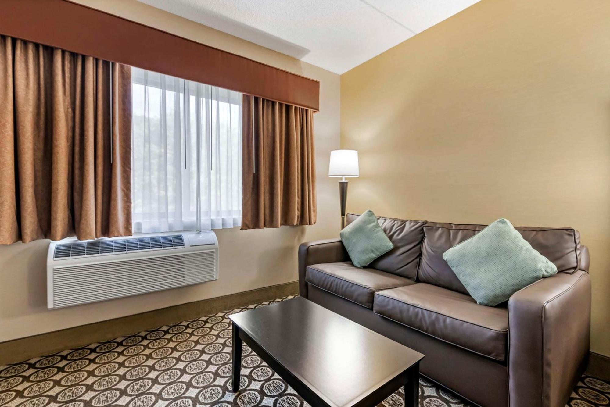 Best Western Plus Inntowner Madison Exteriér fotografie